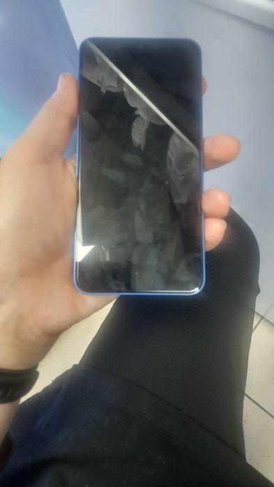 Samsung s25 128/8