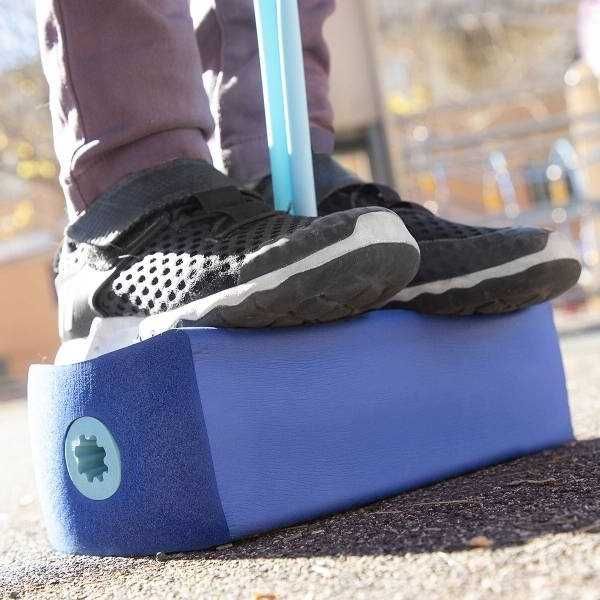 Jucarie Elastica din Spuma si Cauciuc Pogo Stick +3 ani 55x24x11 cm