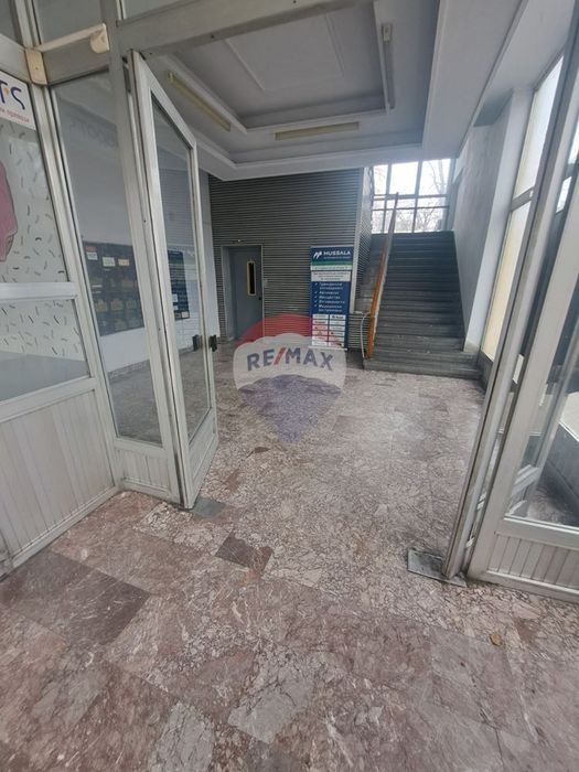 Дава се под наем Склад в Варна, Зимно кино Тракия - 8 кв.м за 91.8 € - Снимка #6