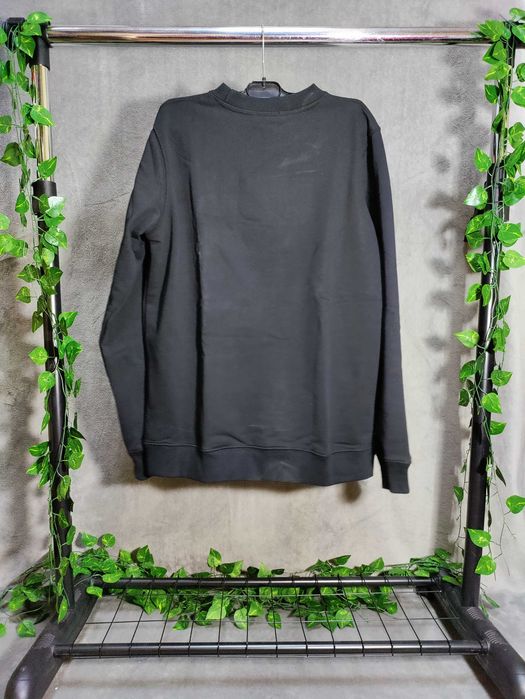 Bluza neagra marimea M
