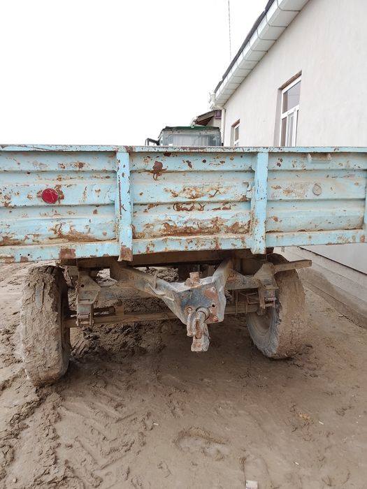 Traktor  2003 yil 50 million pasporti bor pitnak shahar