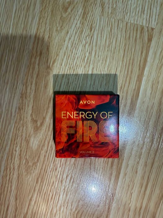 Палитра сенки за очи Avon Energy of Fire – Volume 2