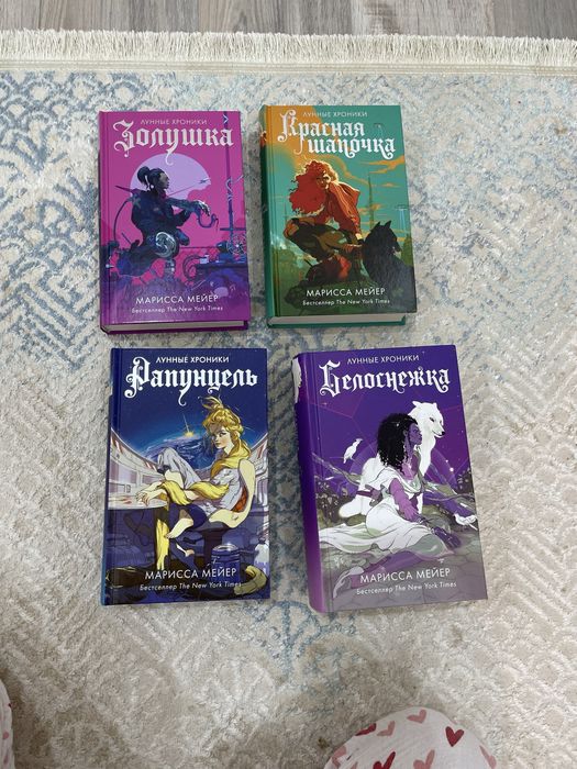 Продается книги по 3000тг