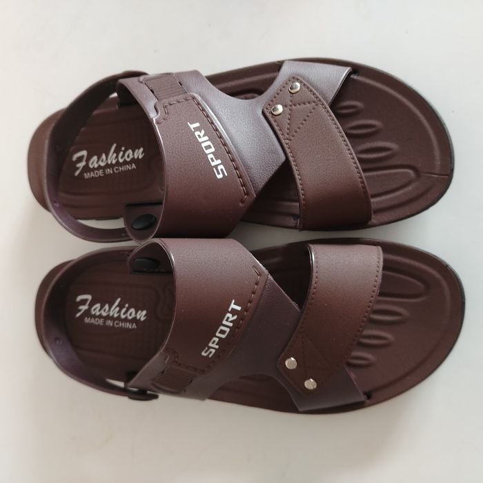 Сандалии на лето 42-43