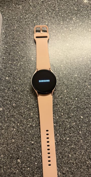 Samung galaxy watch 5 смарт часовник