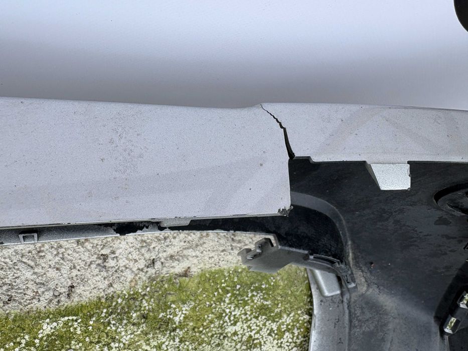Bara fata cu senzori Ford Kuga facelift dupa 2017 cod GN15-17757-M