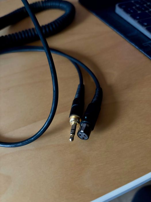 Cablu profesional AKG EK500 mini jack tata - mini XLR mama