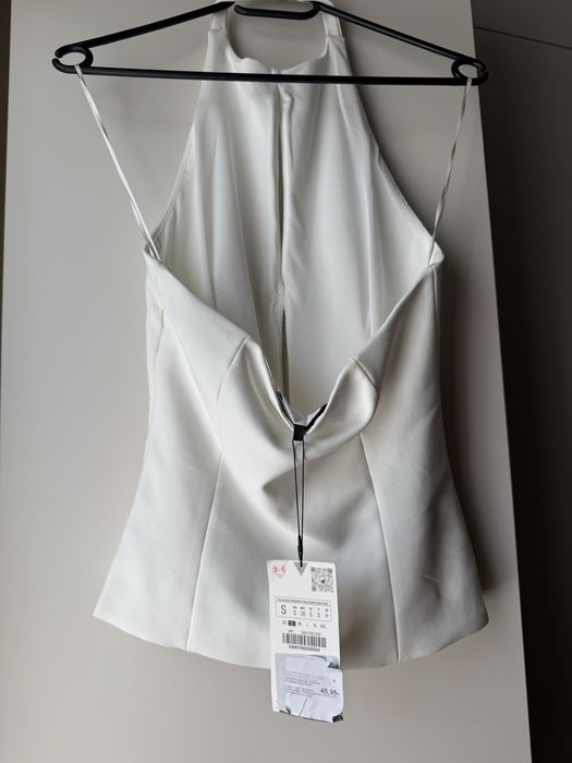Топ с панделки Zara