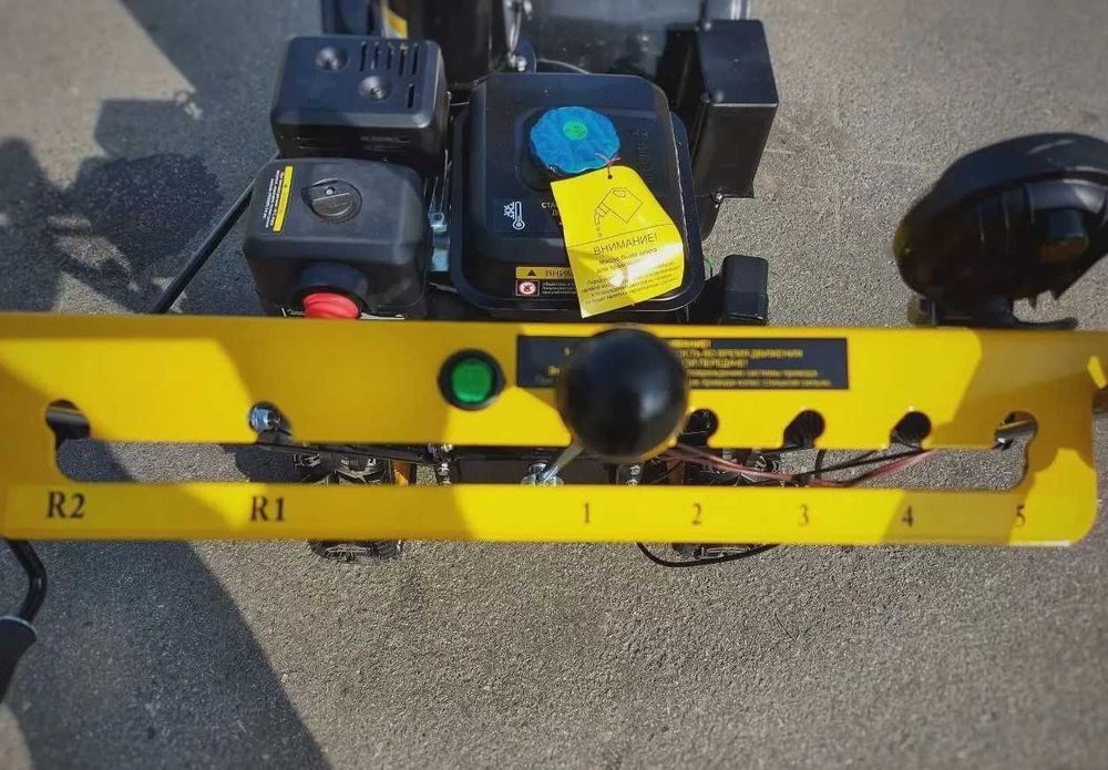 Снегоуборщик Huter SGC 4800B