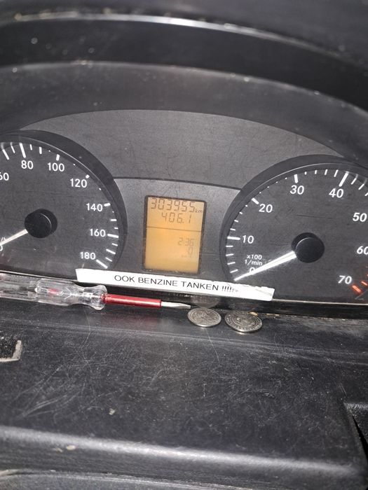 271 sprintr Mersdes avtomat