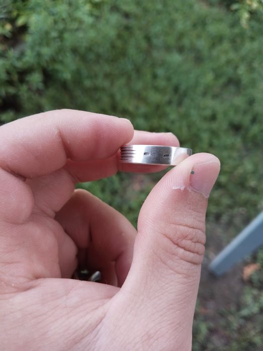 Продам кольцо серебро 925,с гранатом