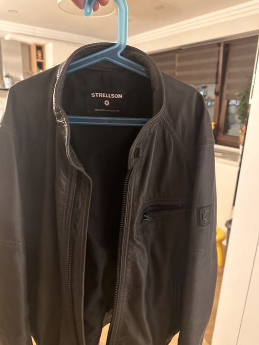 OFERTA//OFERTA vand geaca de piele STRELLSON