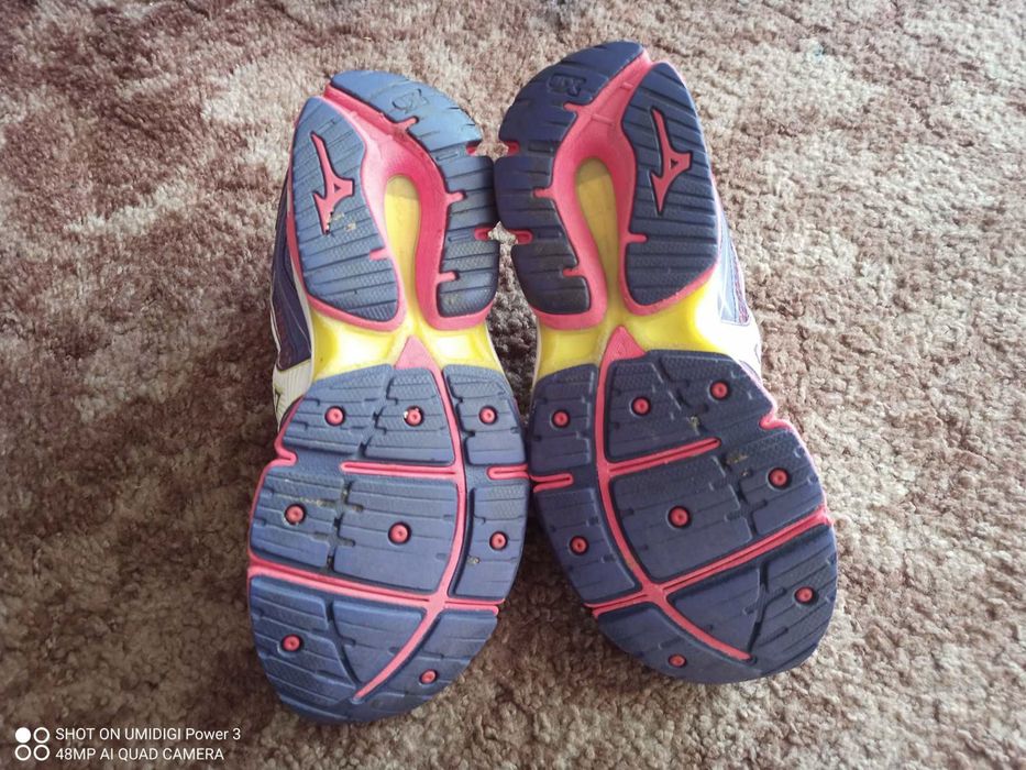 Mizuno-маратонки 38 номер-Виетнам