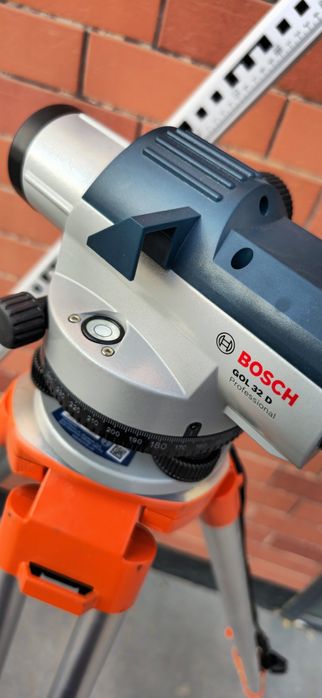 Новый оптический нивелир Bosch GOL 32D  Professional