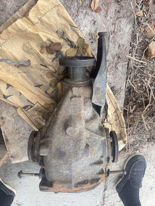 Блок редуктор бмв 523