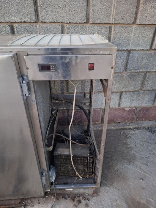 Продам холодильник