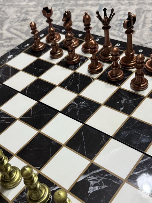 Продам Шахматы Коллекционные