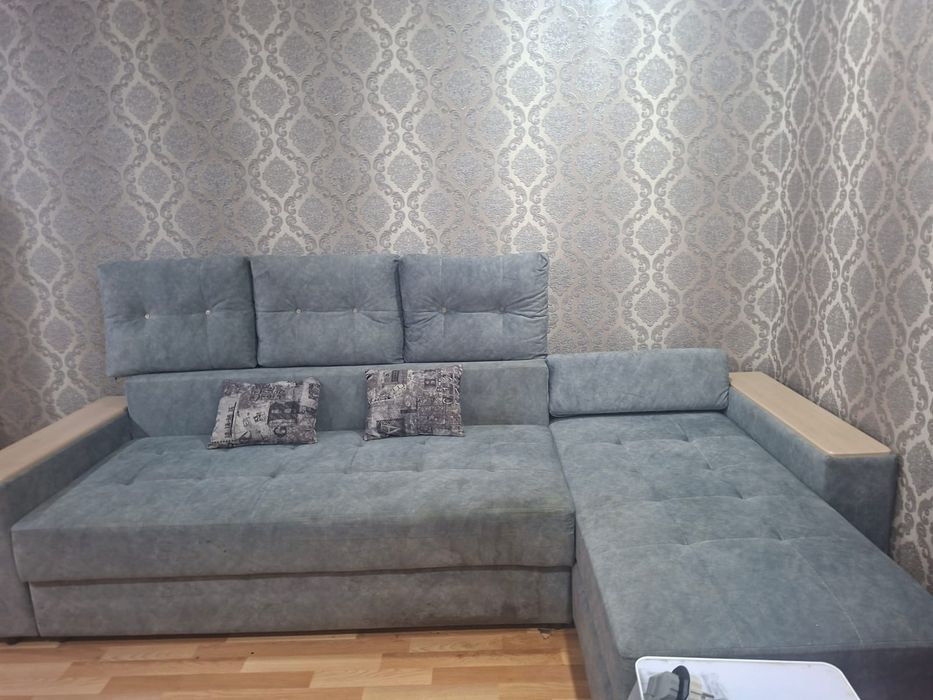 Продам Мягкий уголок.