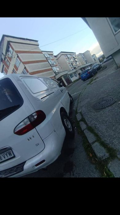 Vând sau schimb Hyundai H1