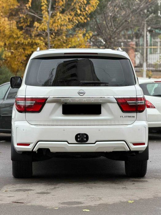 Sotuvda Nissan Patrol Platinum  avtomashinamiz