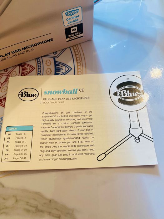 Срочно продам usb микрофон Snowball ice blue