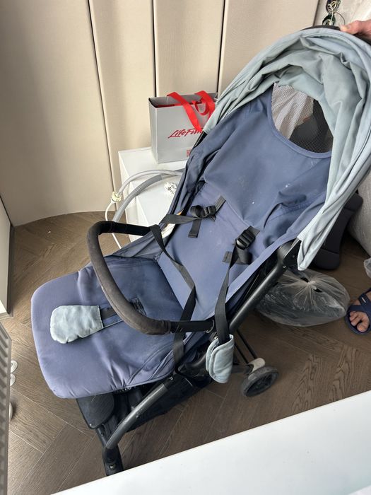 Коляска прогулочная evenflo