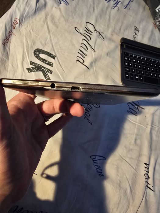 Samsung Tab s8.4 [16gb]