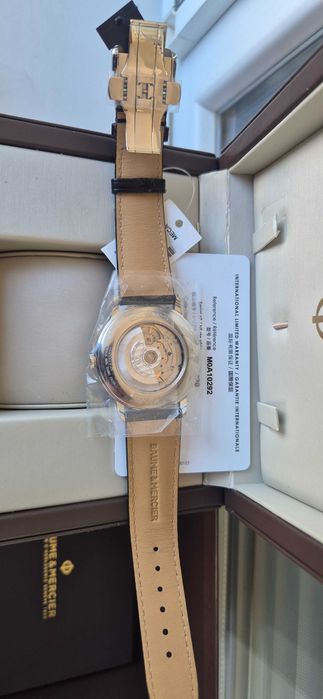 Baume and Mercier - розово злато и стомана, чисто нов