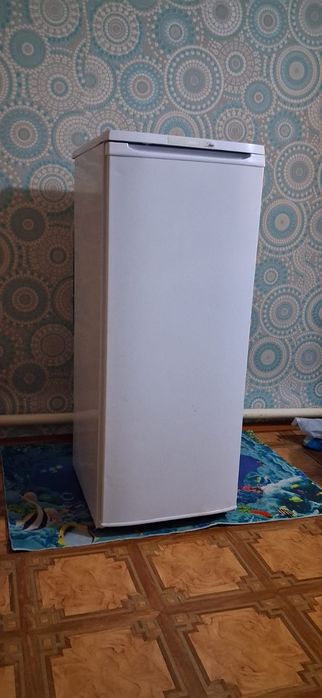 Продам  холодильник