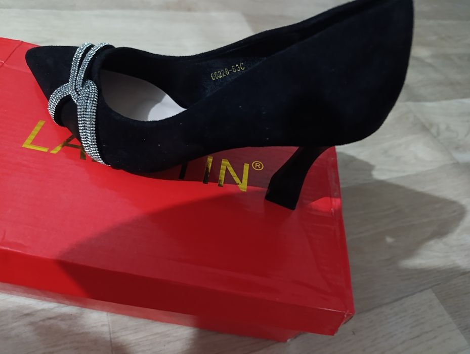 Туфли  38 р.жаңа