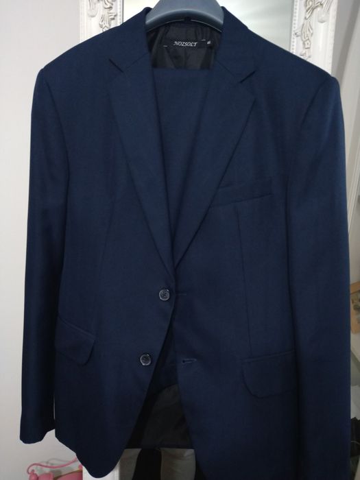 Costum barbati elegant