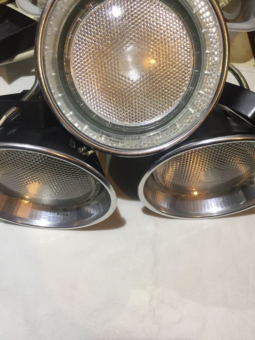 Proiectoare Philips pentru puernita 220v/40w