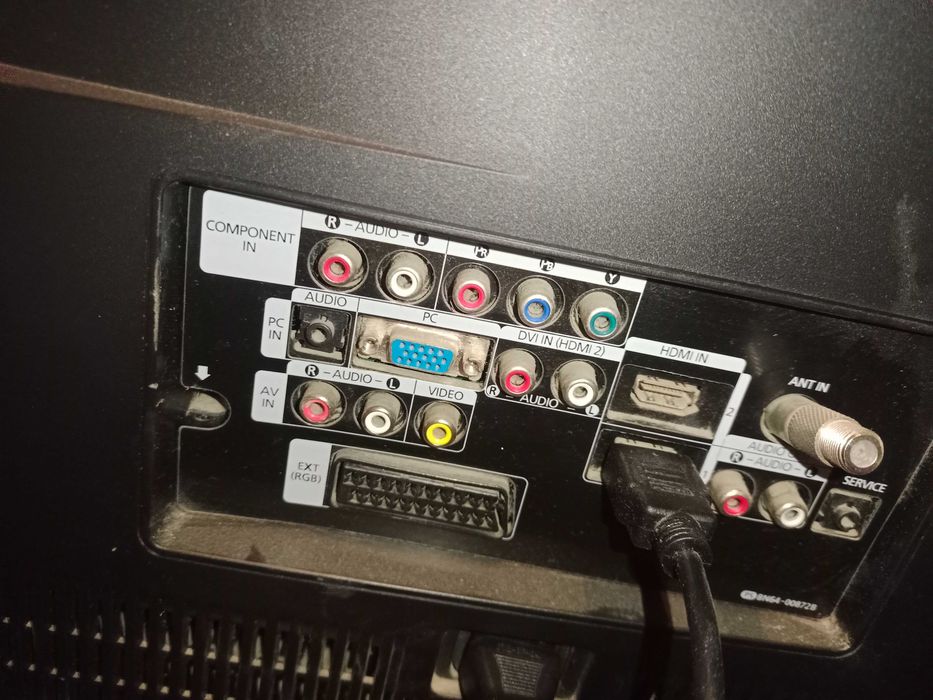 Продам телевизор Samsung на запчасти