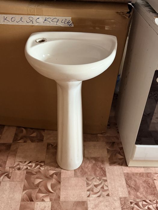 Продам компактную раковину