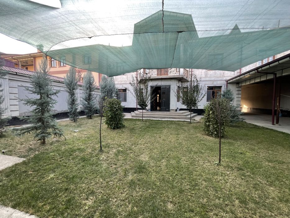 Ark Buloq Abu Saxiy Bek Baraka Ark Buloq tamojni yonida xovli