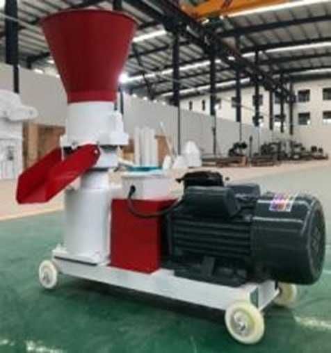 Гранулятор и экструдер кормов для рыб и куриц