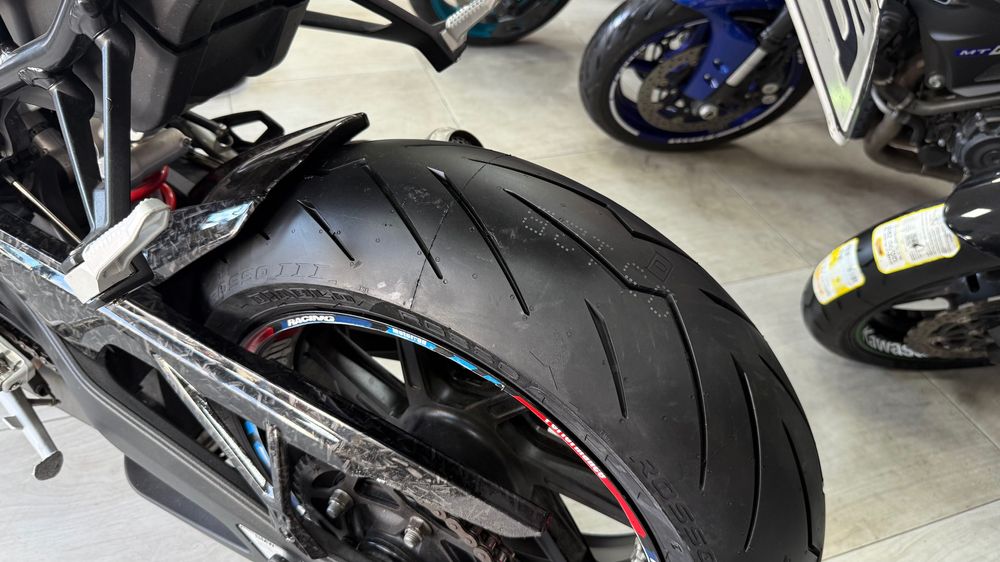 BMW S1000RR SuperSport