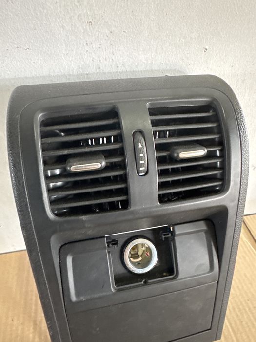 Grila aerisire cotiera Volkswagen Passat B7 2.0 CFGC 2013