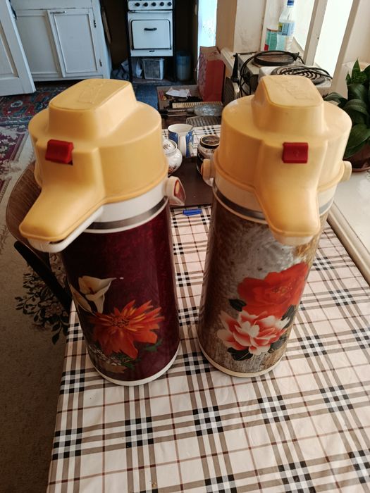 Термосы в наличии две штуки