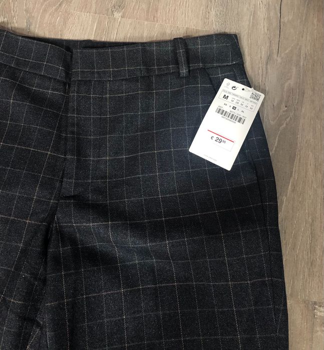 Pantaloni noi Zara mărime M pantaloni cu carouri pantaloni dungi Zara