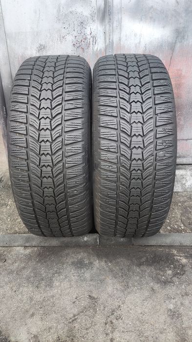 2бр. зимни гуми 215/55/17 Sava Eskimo HP
dot22
7.3mm
Добро състояние н