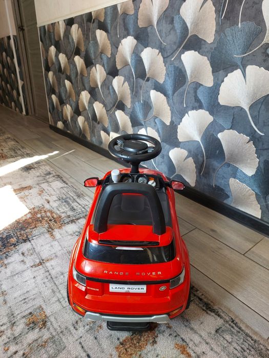 Толокар ( машинка каталка )