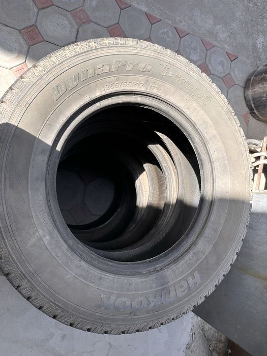 Продам Шины Hankook 265/65R17