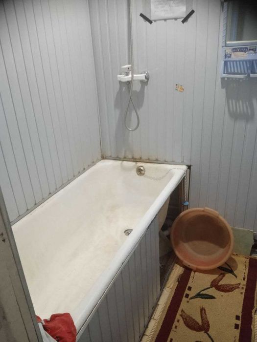 Срочно 2 хонали квартира 3 каватдан сотилади Гуливер