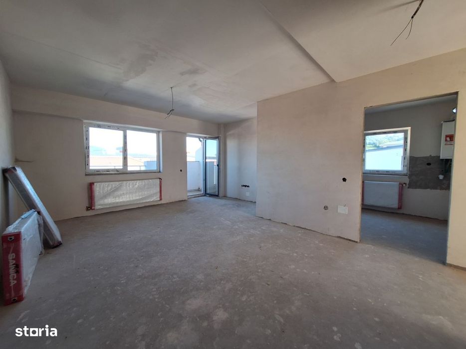 Apartament cu 3 camere, 66 mp, 2 balcoane, zona Terra