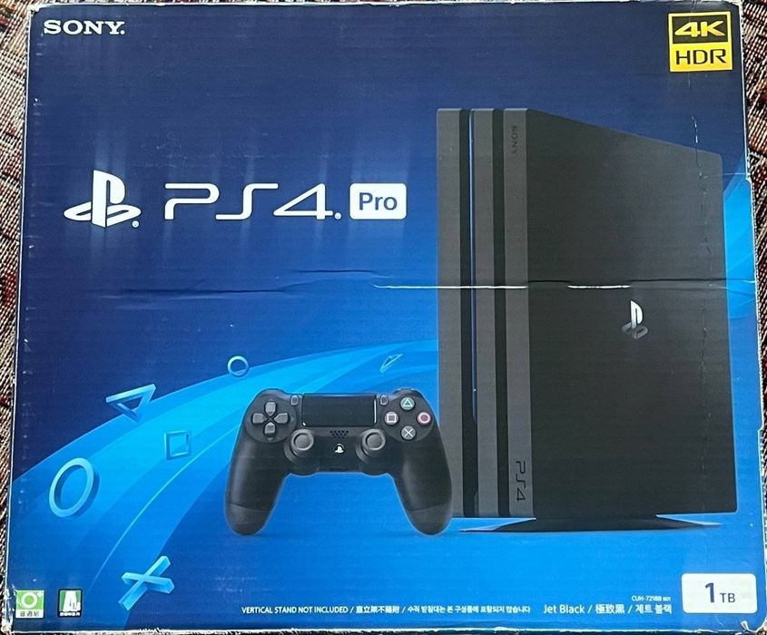 PlayStation 4-pro  1-TB   20-Games