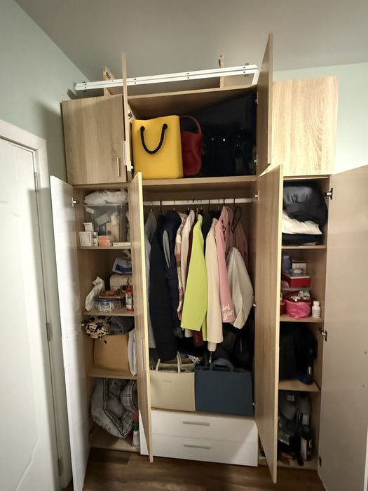 Гардероб с надстройка