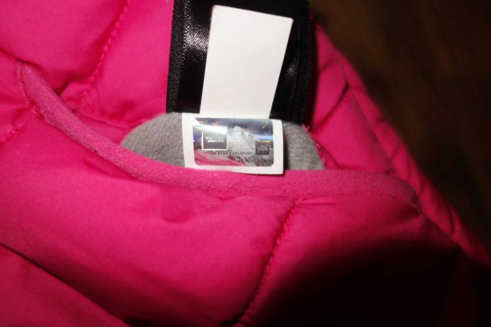 Geaca fete The North Face cu doua fete, 12-14 ani, Stare foarte buna