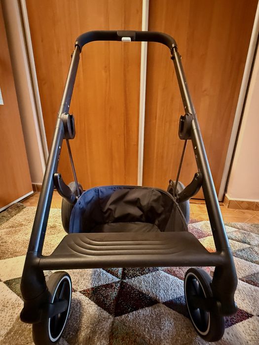 Cybex Balios s kux.          Рама за количка balios s lux с летен кош