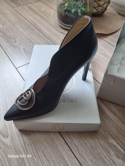 Луксозни дамски обувки Baldowski